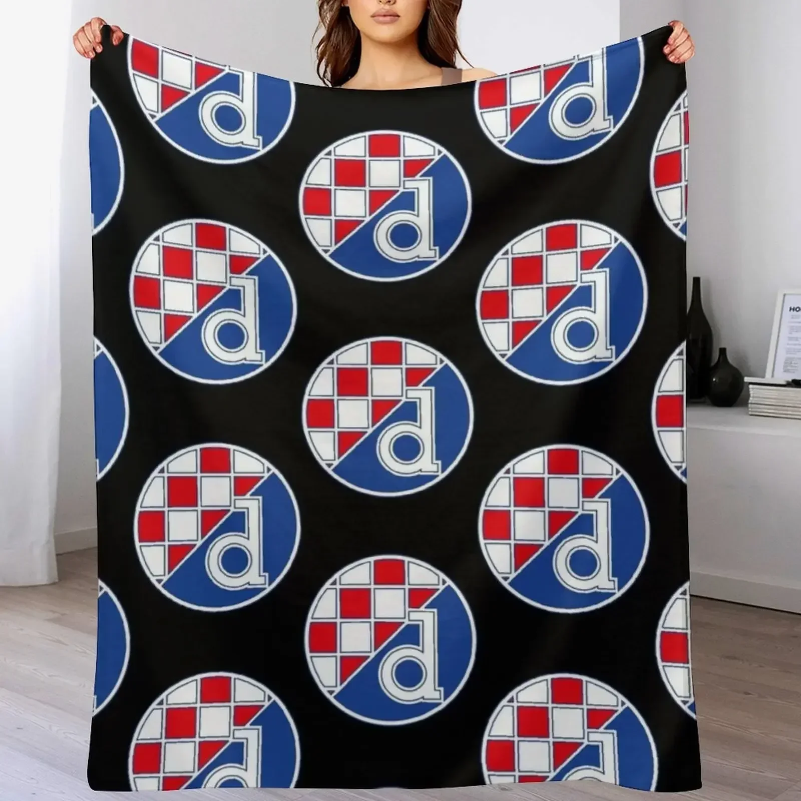 ผ้าห่ม Dinamo Zagreb สำหรับฤดู - 3D Printing Zagreb บทวิจารณ์และราคา